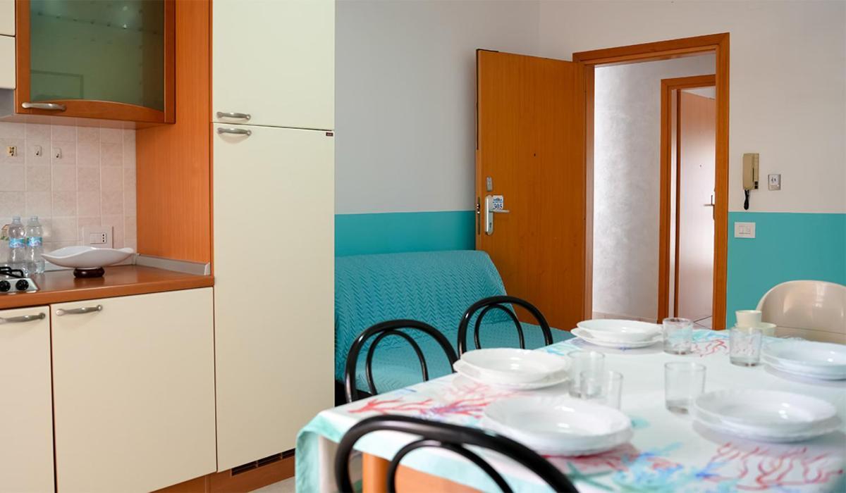 Residence Riviera アルバ・アドリアティカ エクステリア 写真
